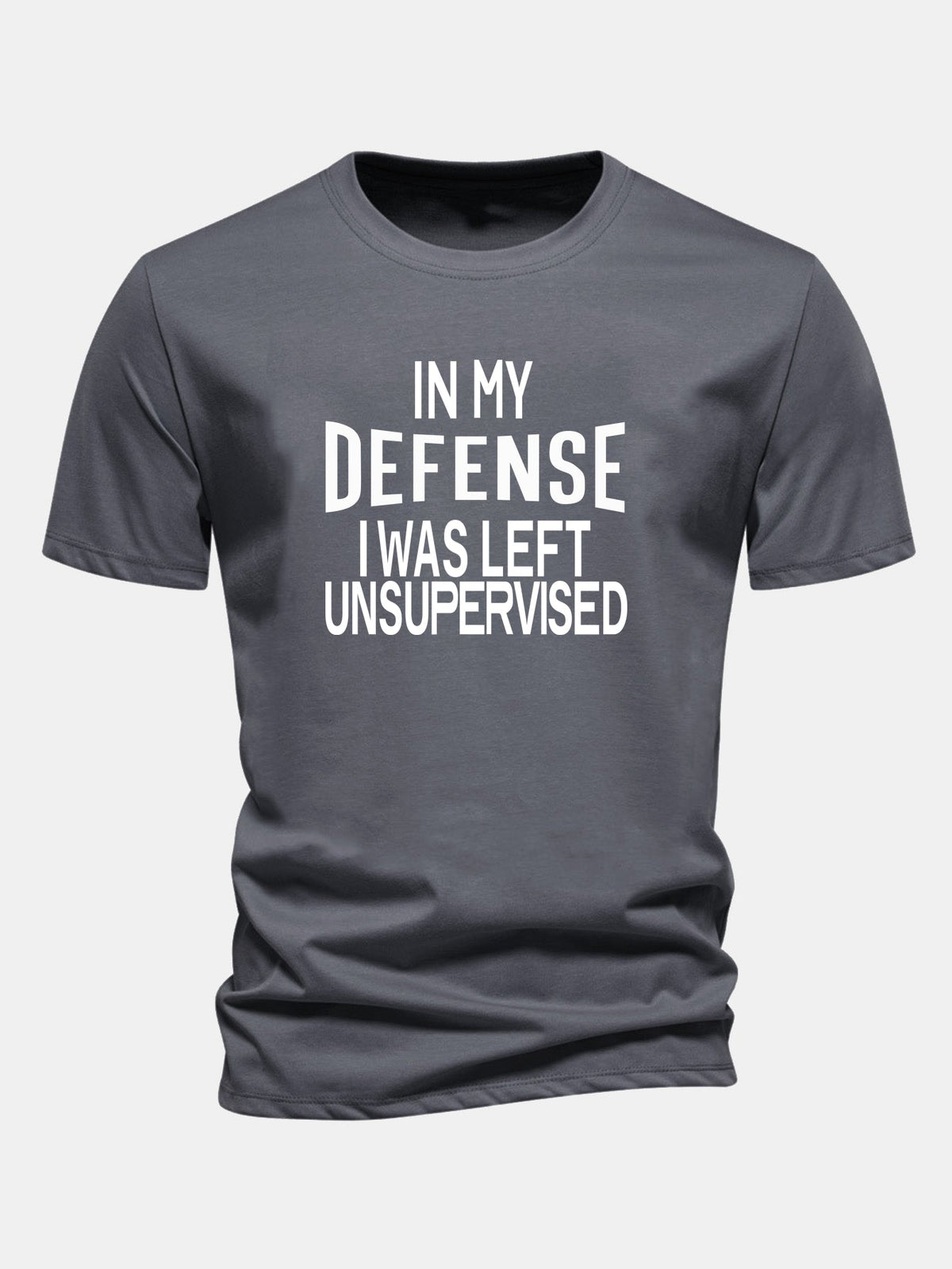 Camiseta de algodão com estampa “Em minha defesa, fui deixado sem supervisão”, corte regular