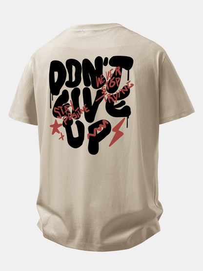 Camiseta de algodão com estampa “Nunca Desista” e corte confortável