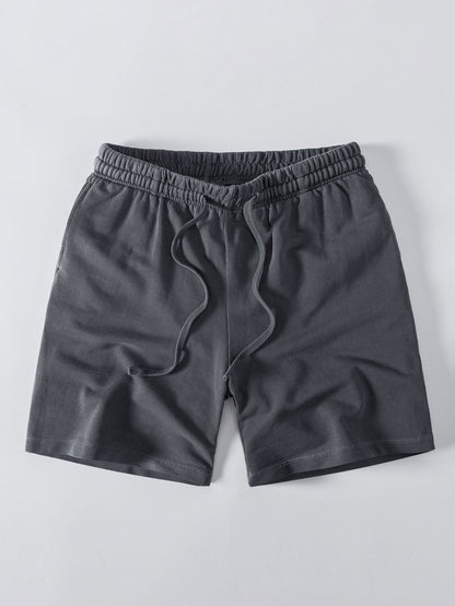Camiseta Pesada com Ombro Caído e Efeito Lavado & Shorts com Cordão e Efeito Desgastado Lavado