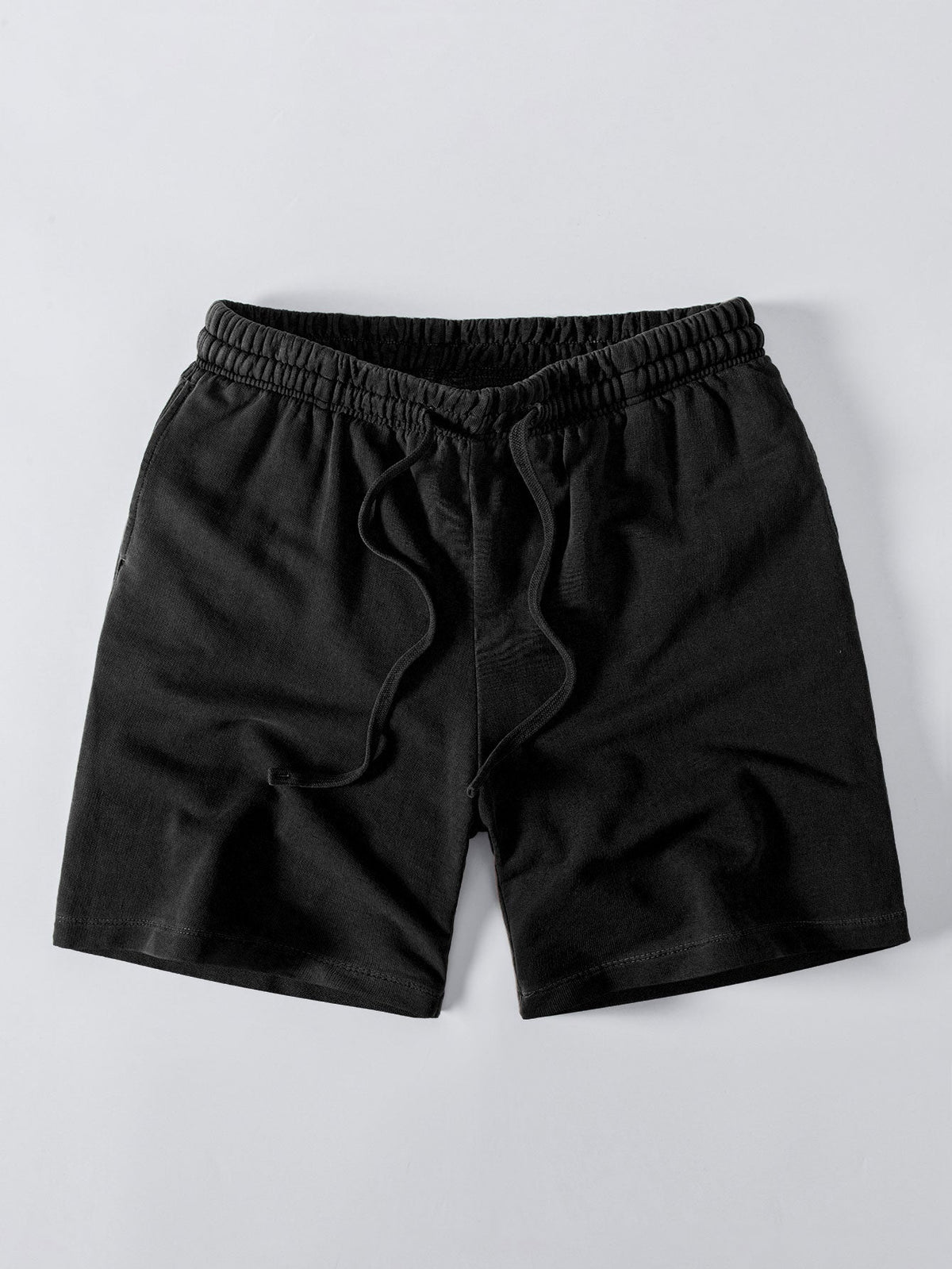 Camiseta Pesada com Ombro Caído e Efeito Lavado & Shorts com Cordão e Efeito Desgastado Lavado
