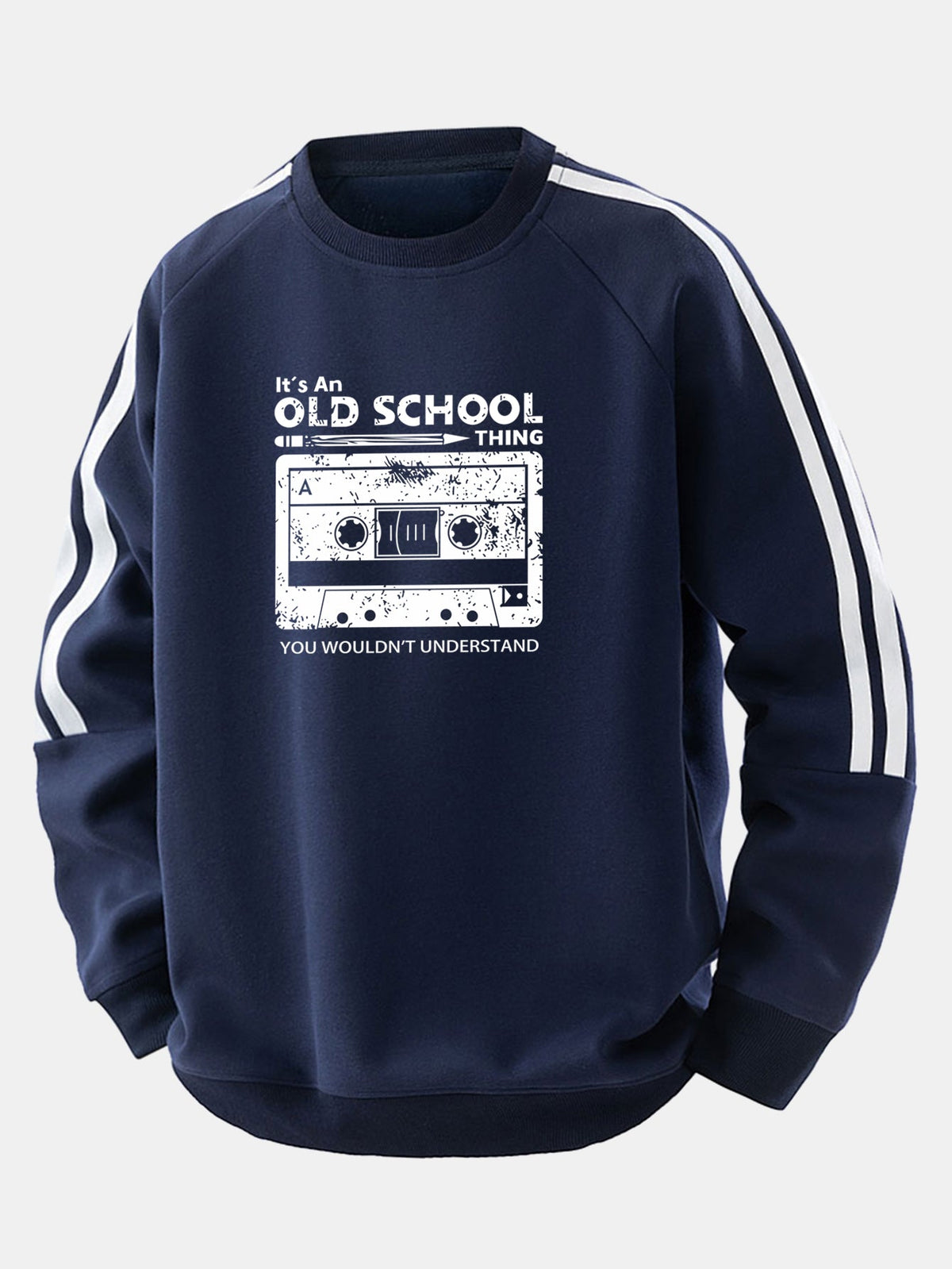 Moletom raglan listrado vintage com estampa de fita cassete e modelagem confortável