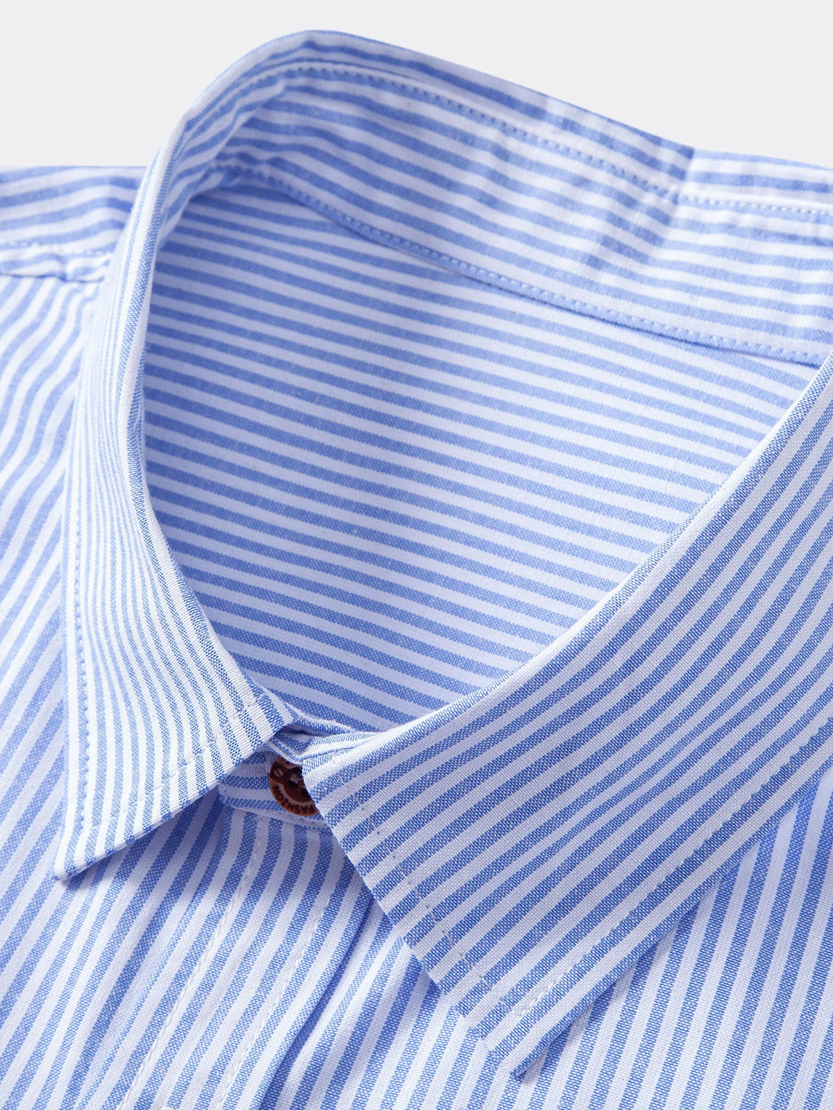 Camisa de algodão listrada com botões