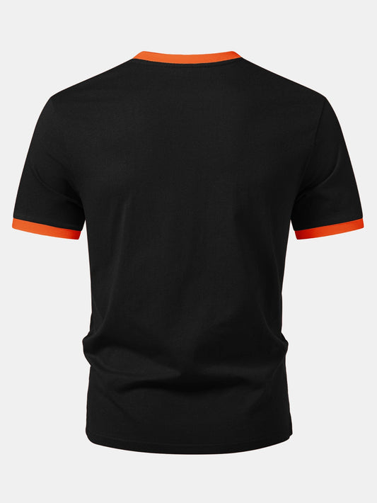 Camiseta Ringer de Contraste com Estampa de Gato Preto e Abóbora