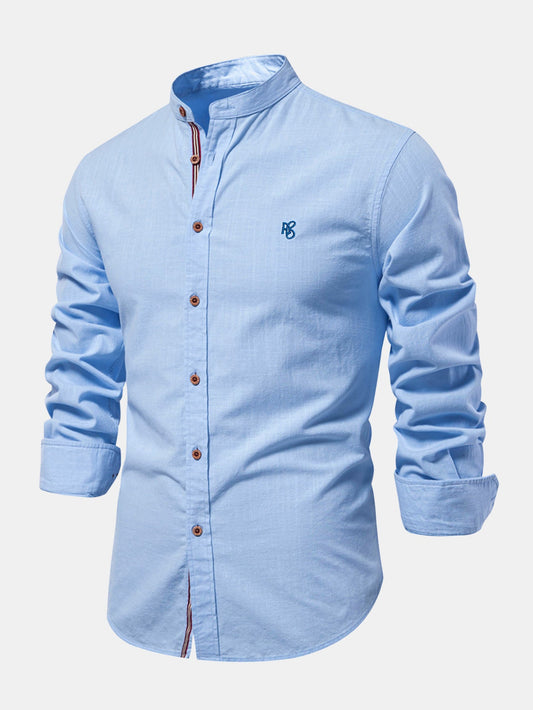 Camisa de manga longa com gola padre e aparência de linho