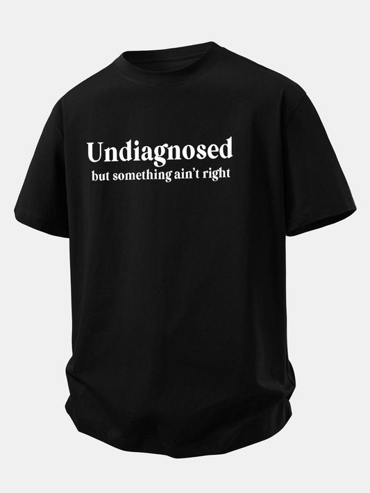 Camiseta de algodão com estampa não diagnosticada e caimento confortável