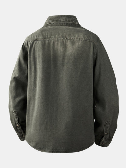 Sobrecamisa utilitária de sarja jeans vintage com lavagem desgastada