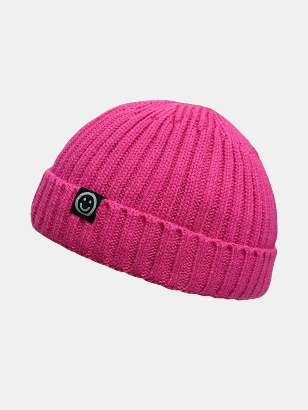 Gorro docker curto de tricô canelado com punho dobrado e etiqueta tecida de carinha sorridente