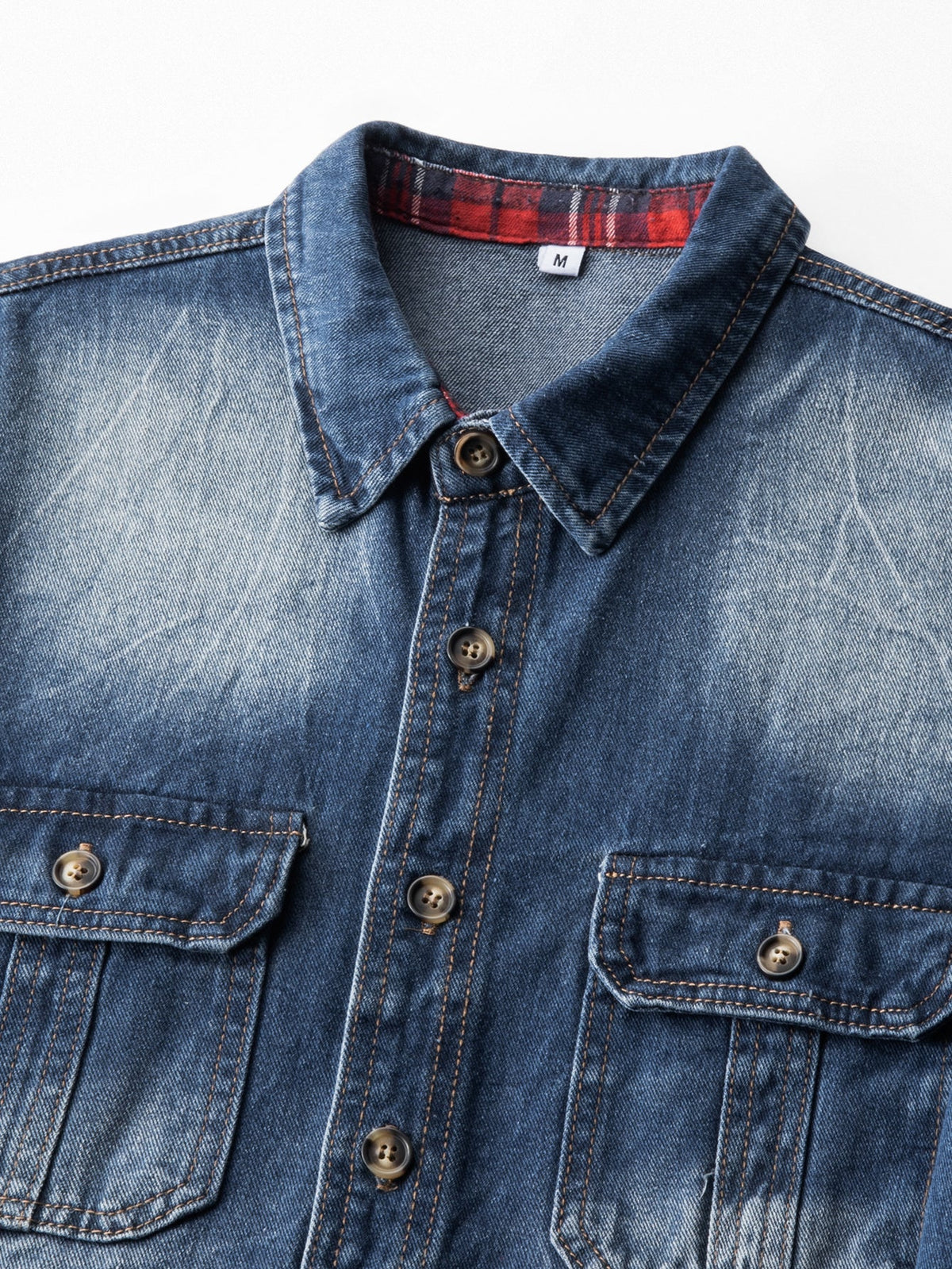 Sobrecamisa utilitária de jeans lavado xadrez contrastante