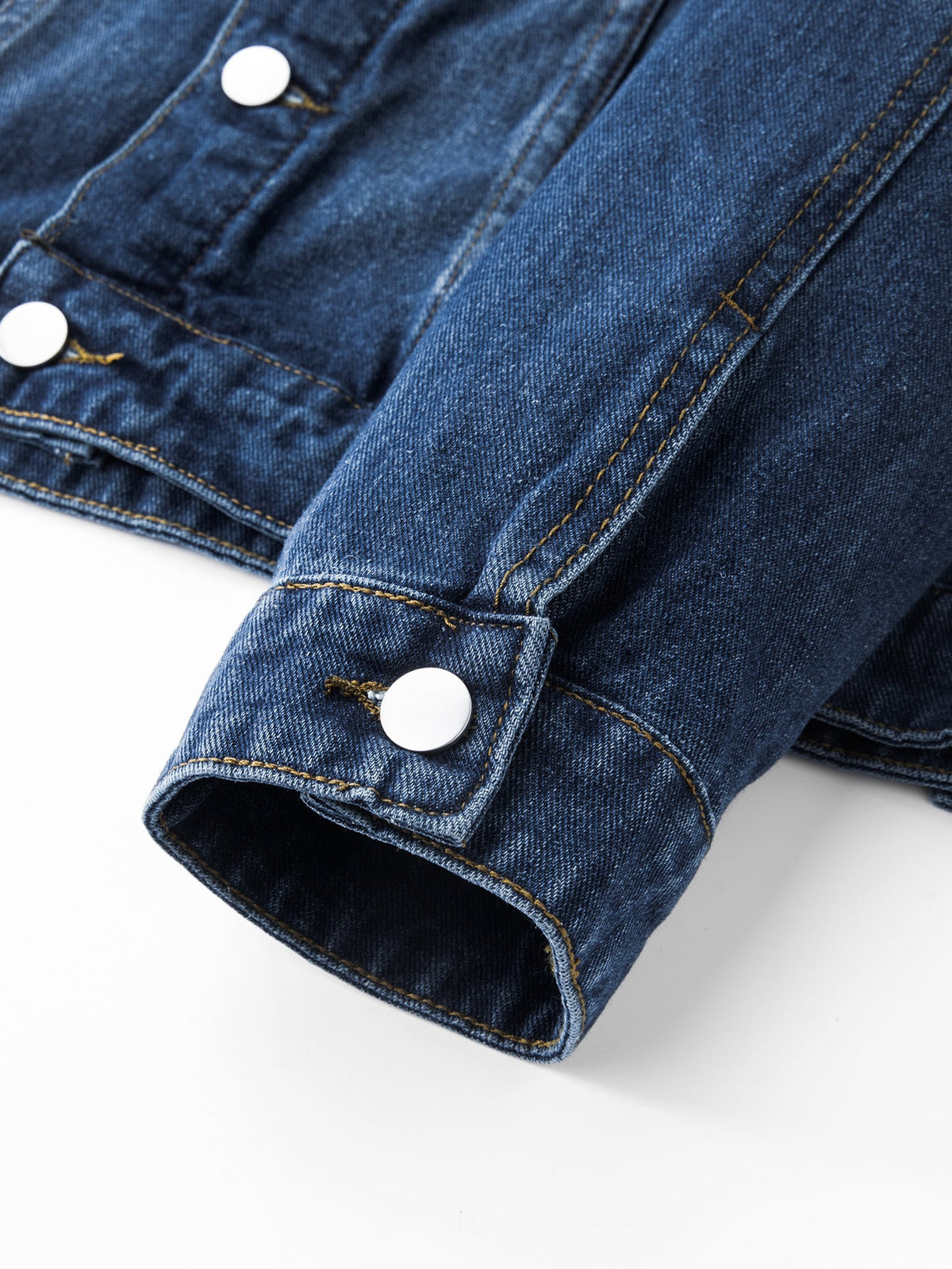 Jaqueta jeans lavada com efeito desgastado