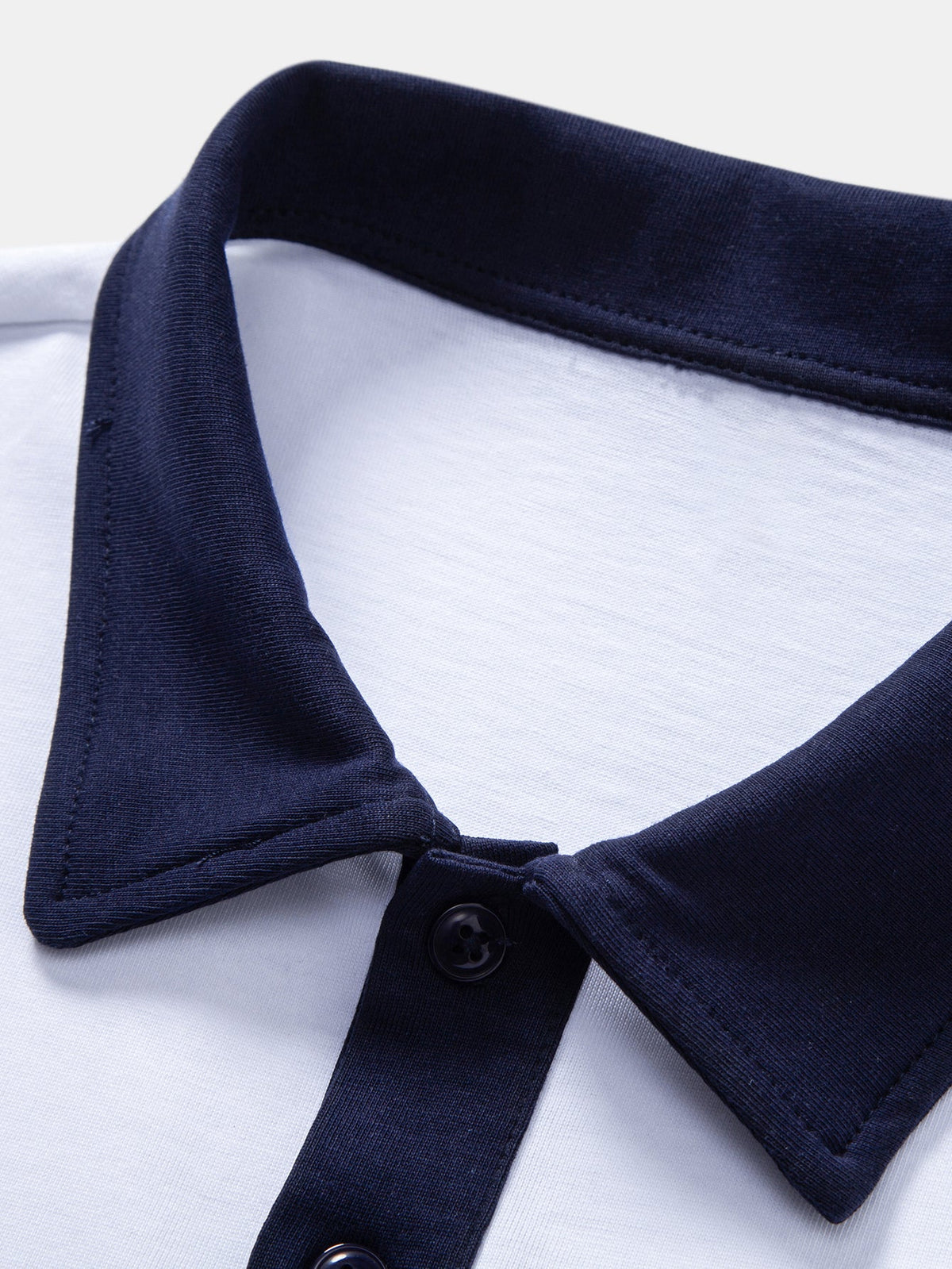 Polo de Algodão com Gola Contrastante e Shorts de Algodão com Cordão de 7"