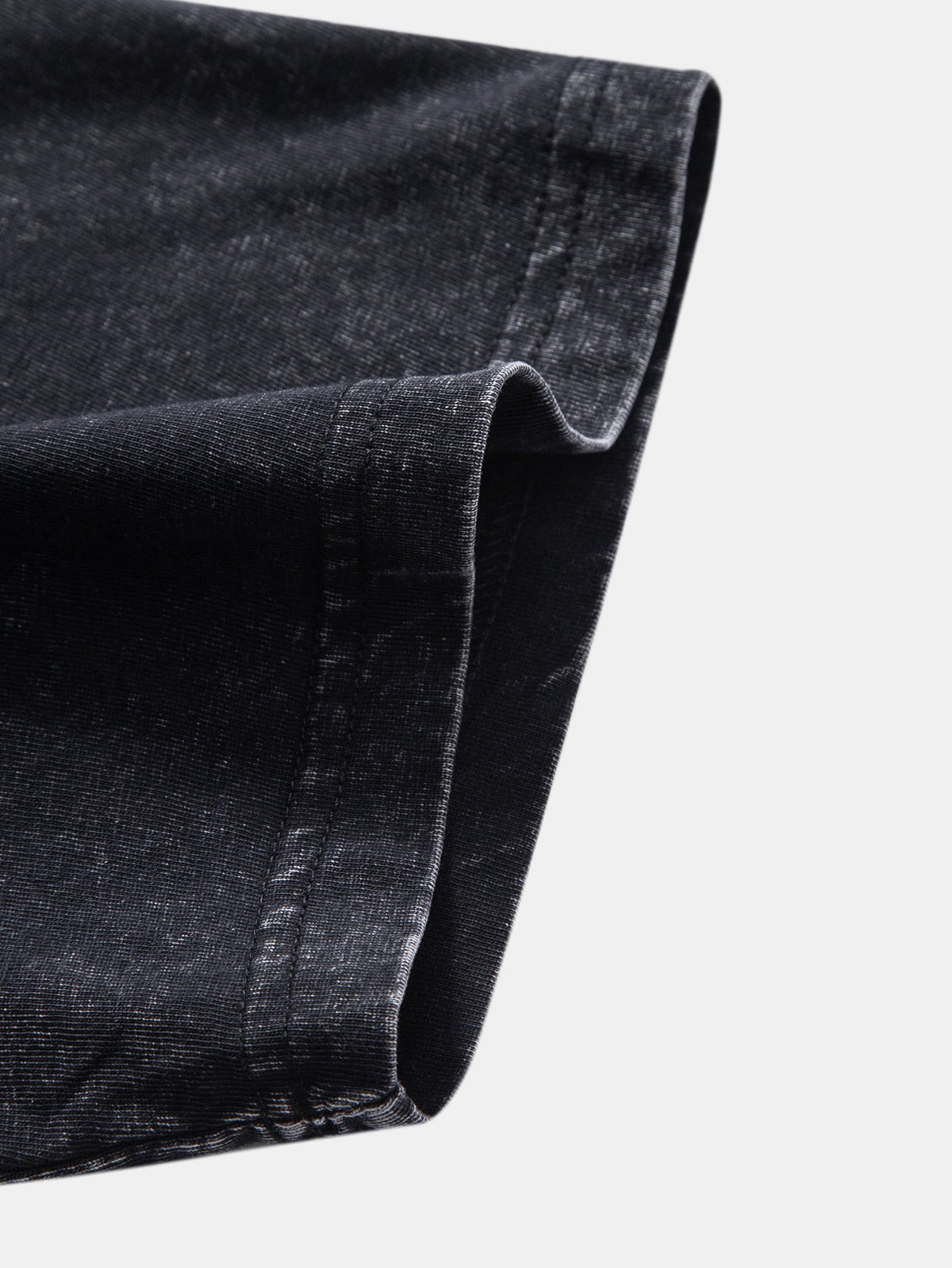 Camiseta Oversized com Ombro Caído e Efeito Desgastado Lavado & Shorts com Cordão
