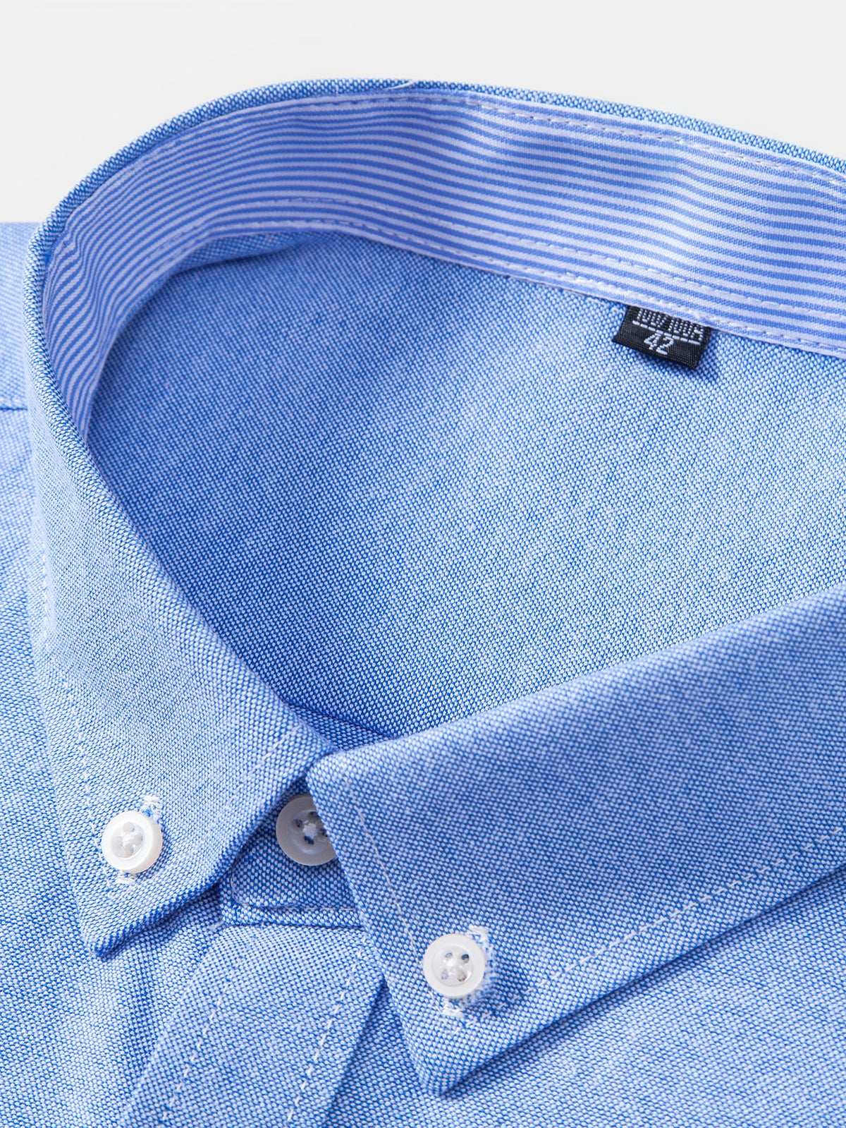 Camisa Oxford de algodão listrado com botões e contraste