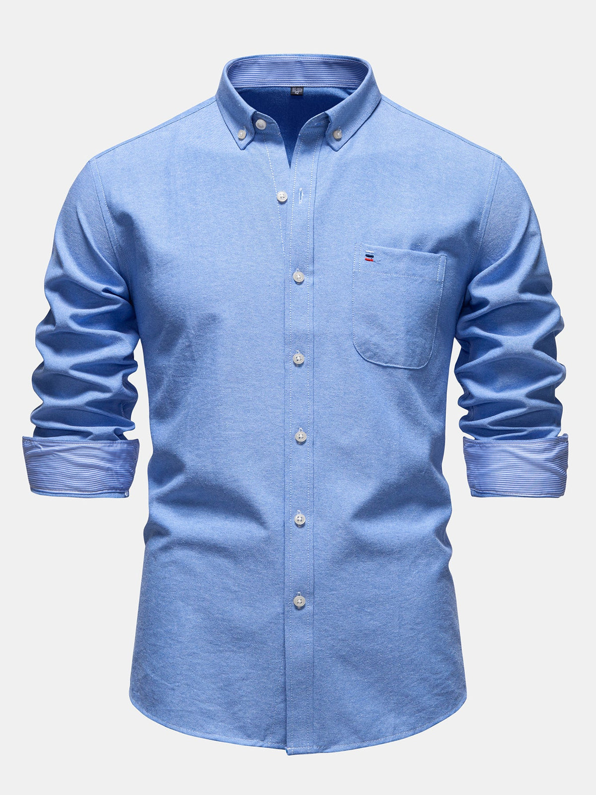 Camisa Oxford listrada com contraste e botões na gola