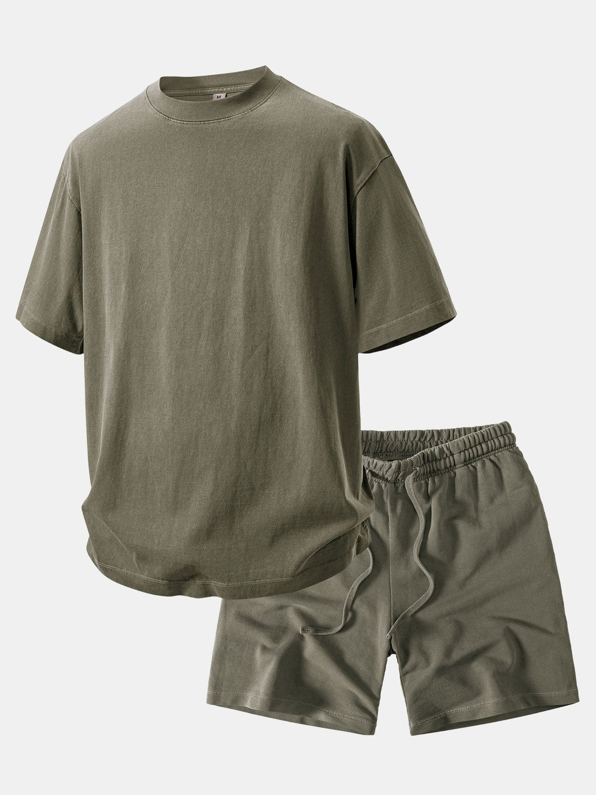 Camiseta Pesada com Ombro Caído e Efeito Lavado & Shorts com Cordão e Efeito Desgastado Lavado