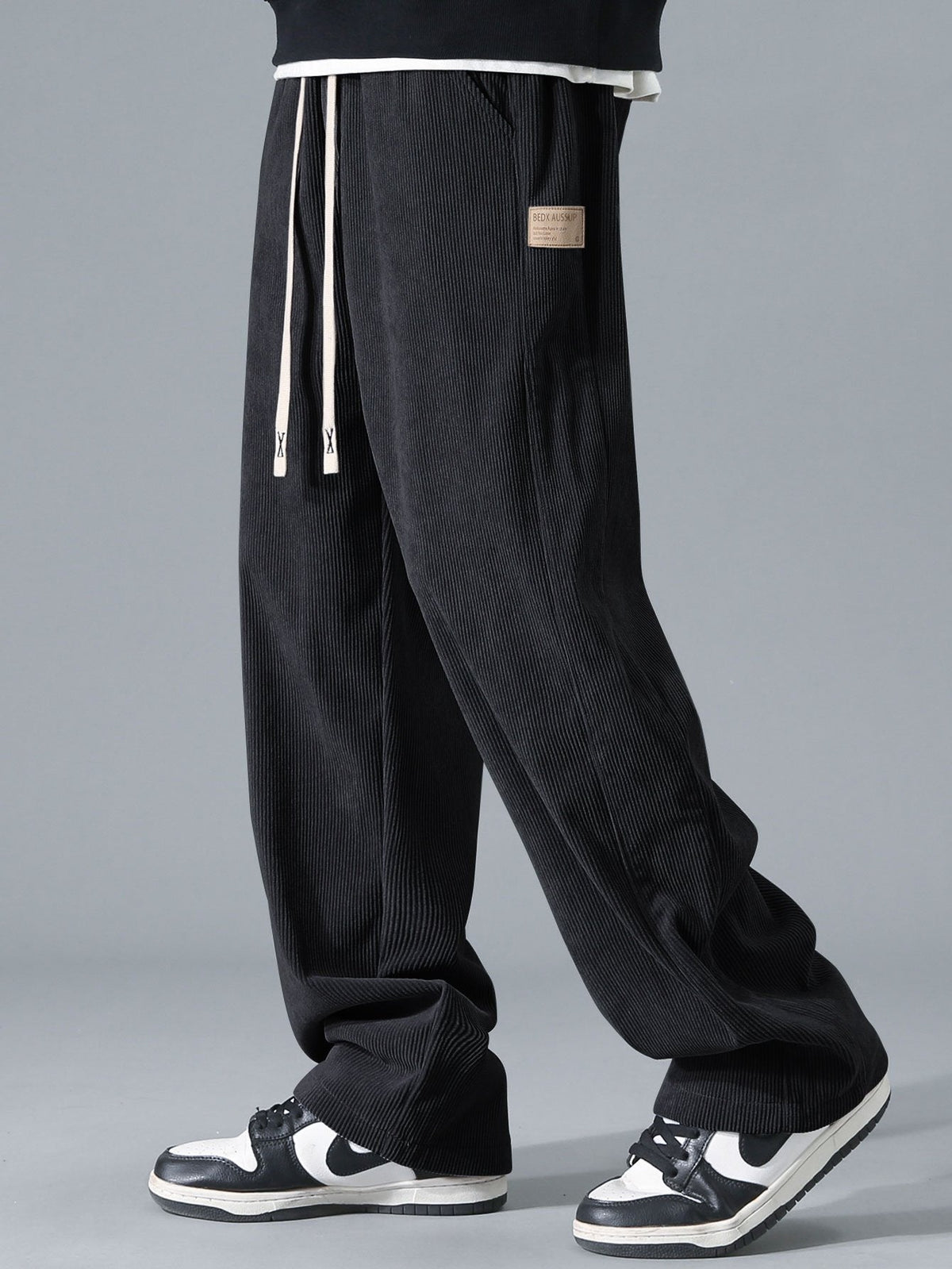 Calça de Veludo Cotelê de Perna Reta