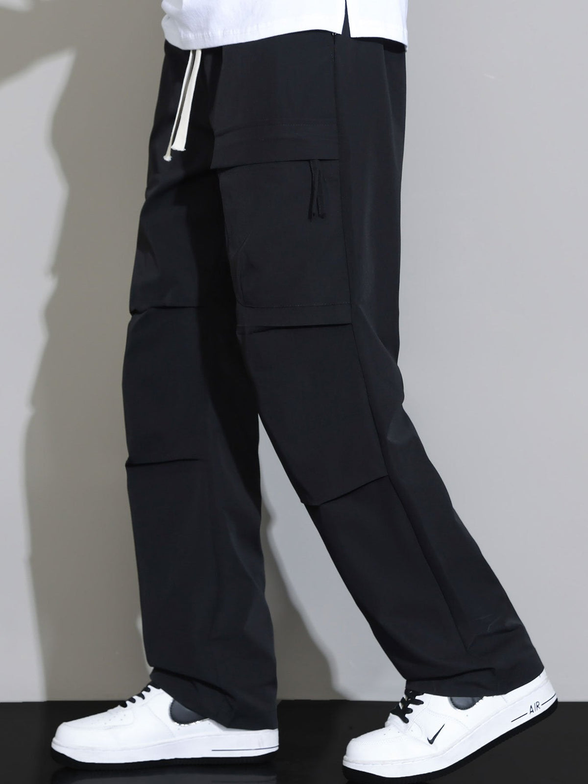 Calça de Perna Reta com Cordão