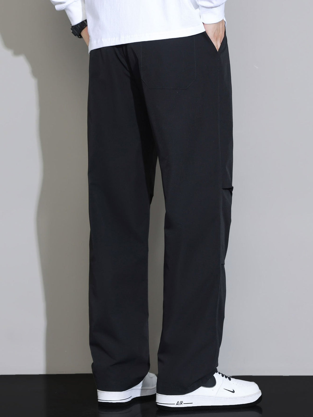 Calça de Perna Reta com Cordão